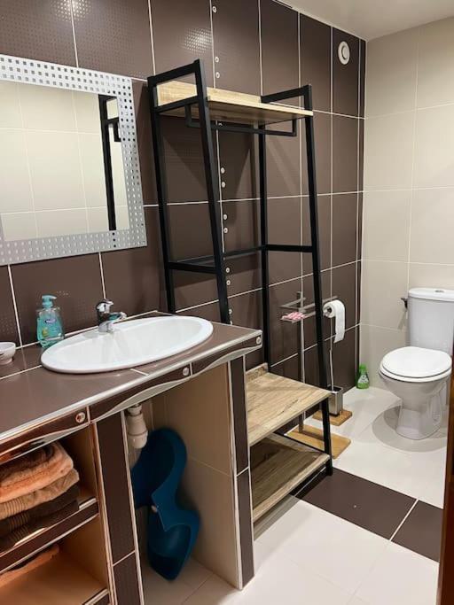 Appartement Dans Maison De Village เพียนา ภายนอก รูปภาพ