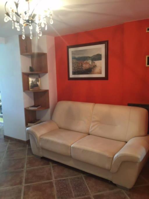 Appartement Dans Maison De Village เพียนา ภายนอก รูปภาพ